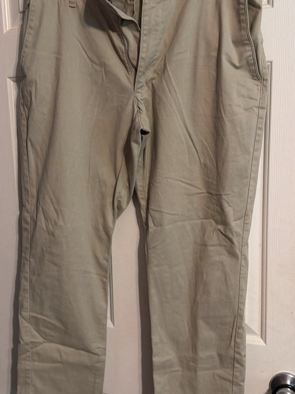 Lee Men's Chino Pants in Light Tan